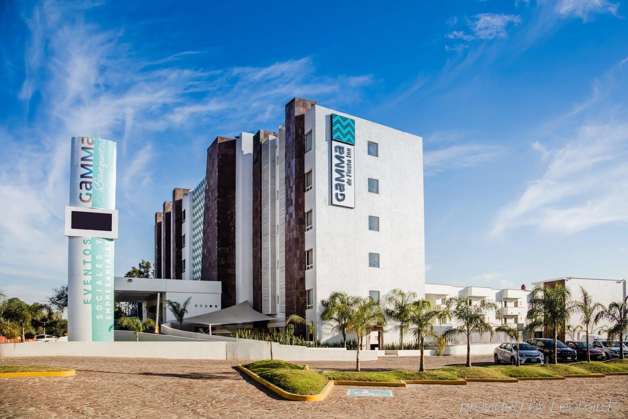 Gamma Leon Hotel Bagian luar foto