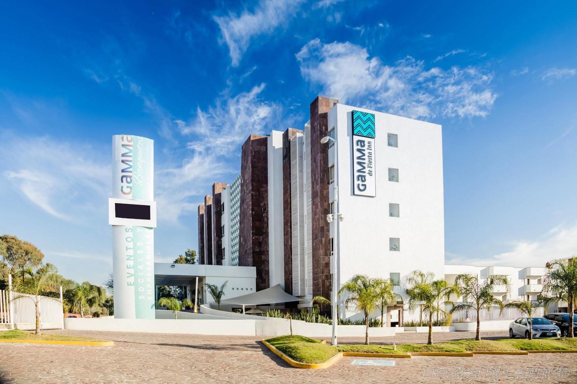 Gamma Leon Hotel Bagian luar foto