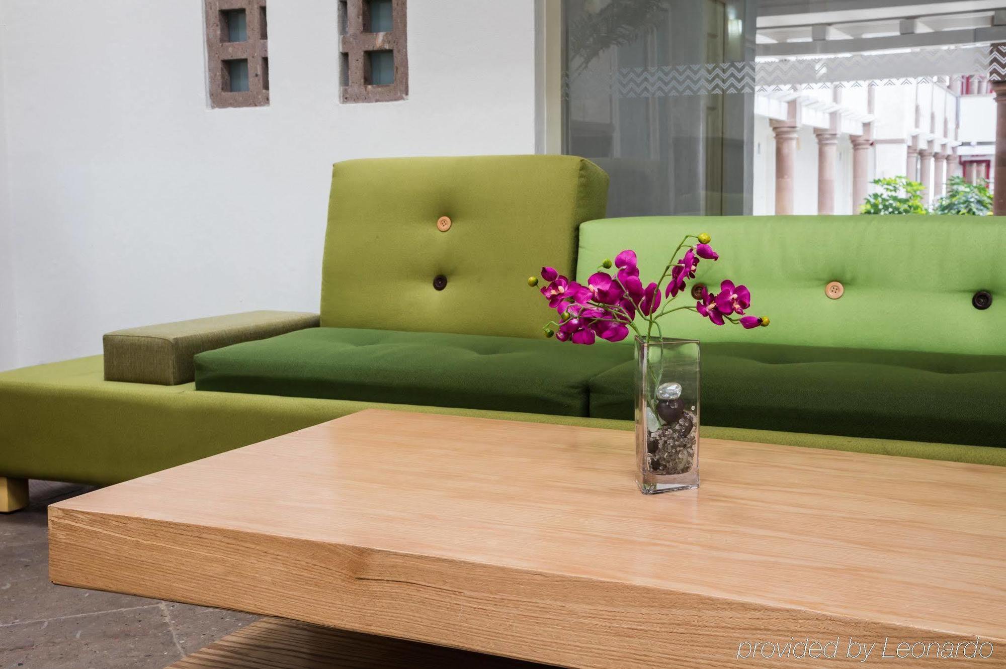 Gamma Leon Hotel Bagian luar foto